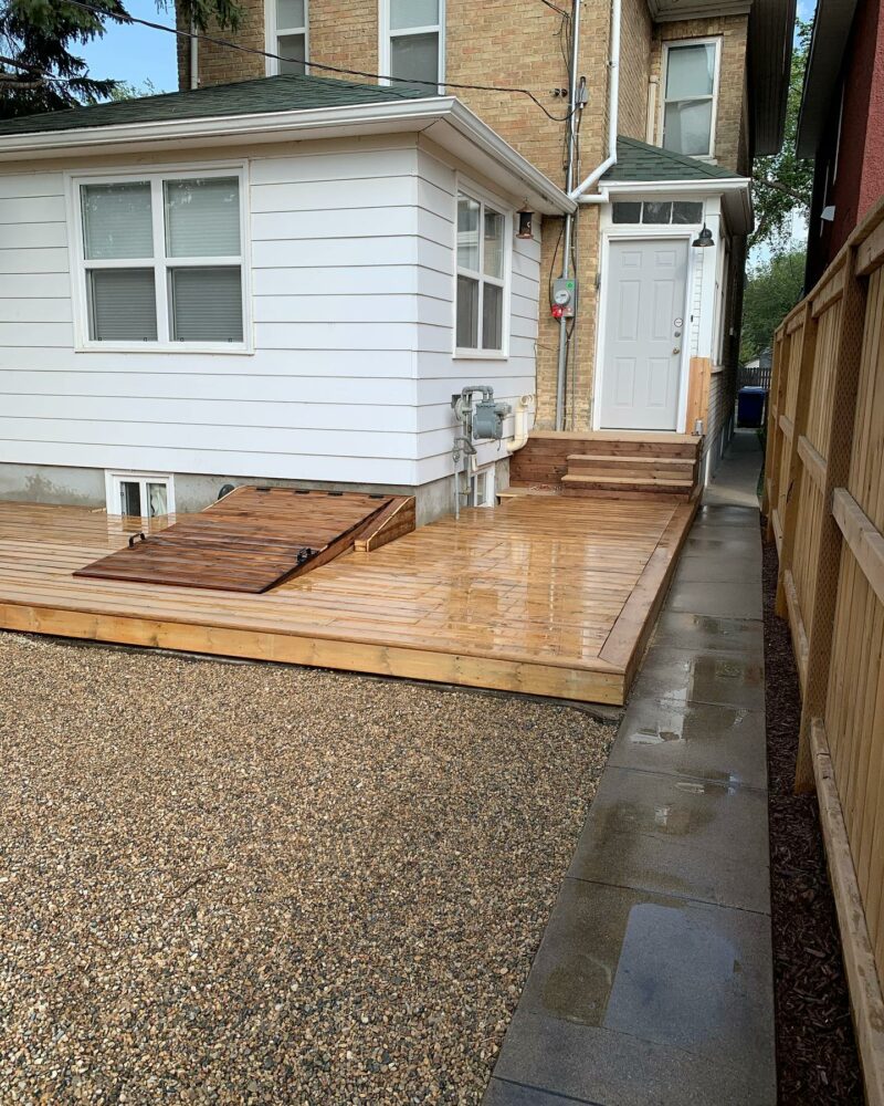 24 Ground-Level Deck Ideas You'll Love | TheGrow