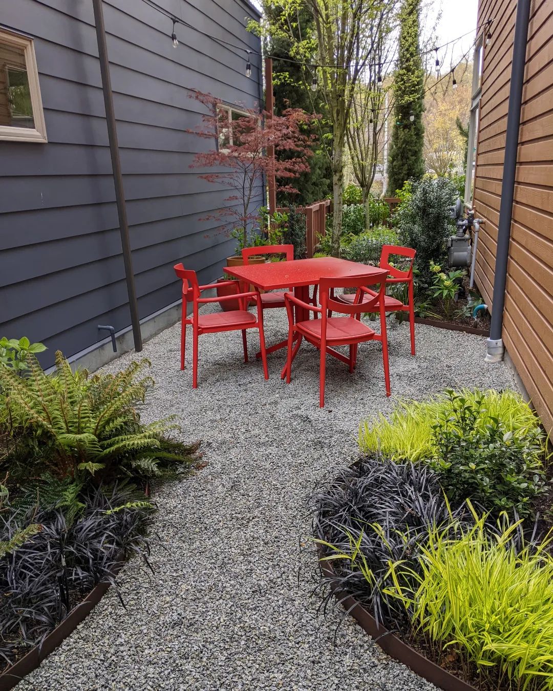 Small Space Gravel Patio