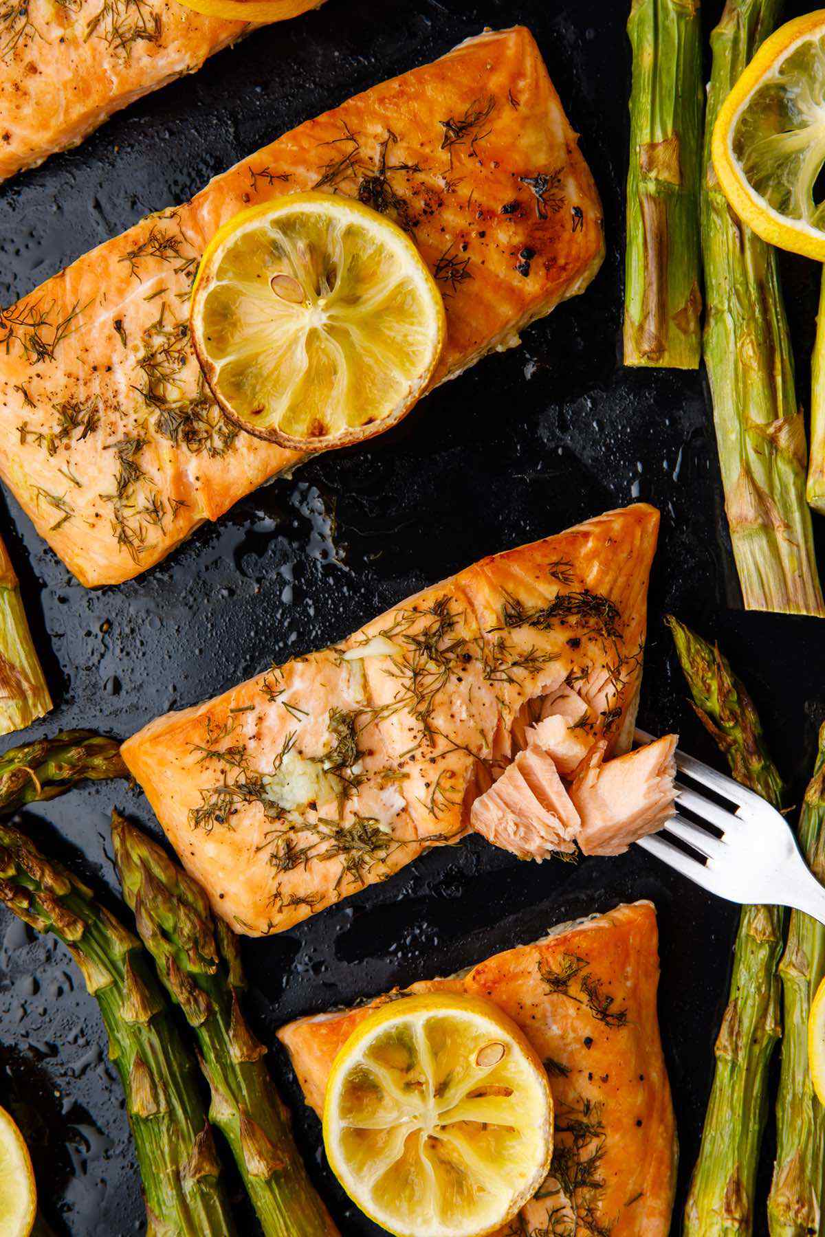 Lemon Garlic Salmon with Asparagus