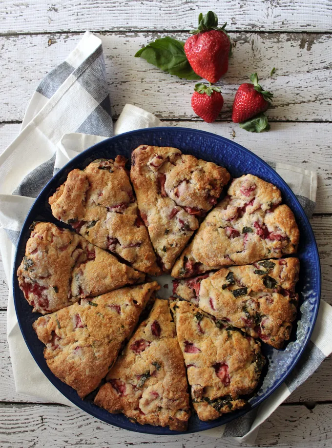 Strawberry Rhubarb Scones