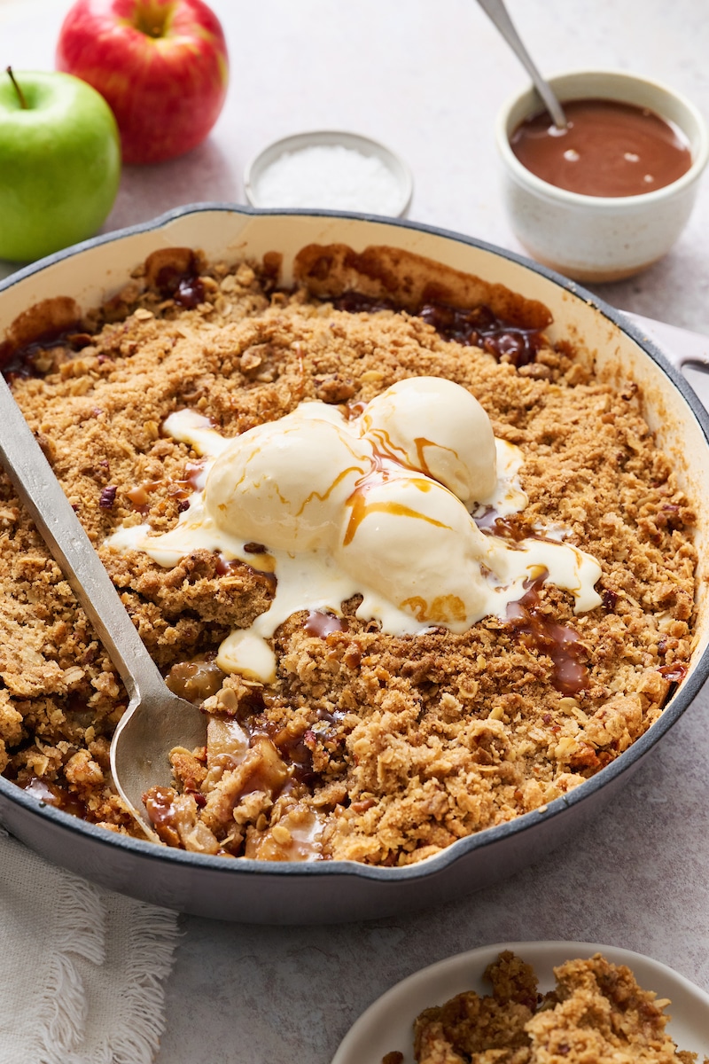 Caramel Apple Crisp