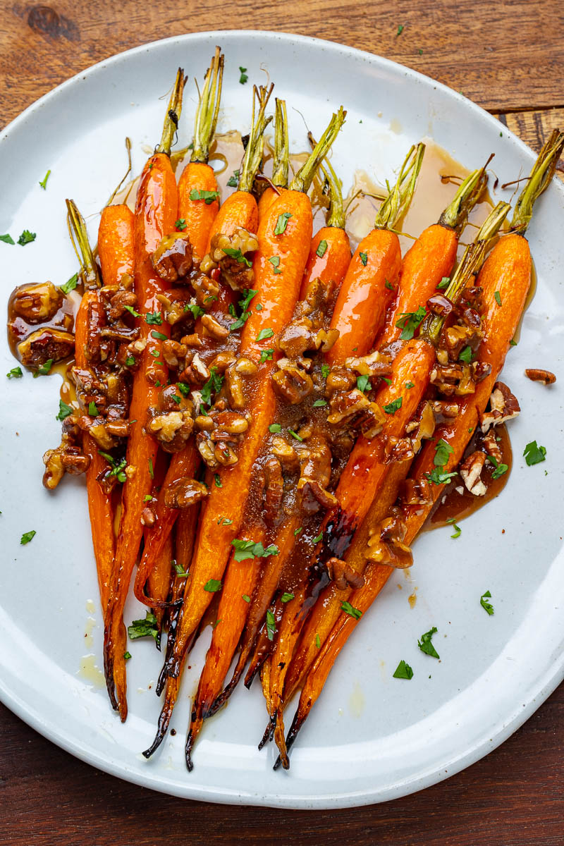 Maple Glazed Carrots with Pecans