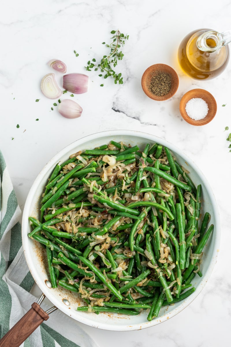 Green Beans with Caramelized Onions