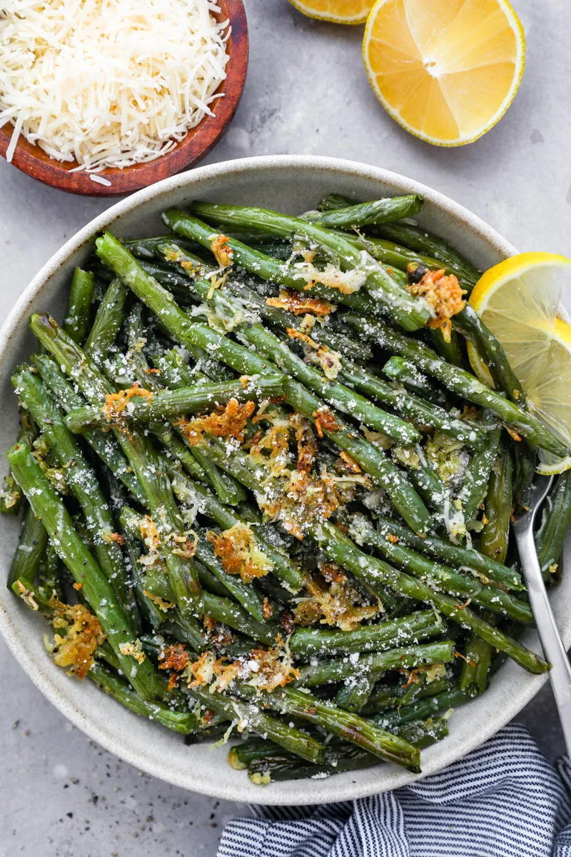 Roasted Green Beans with Parmesan Crust