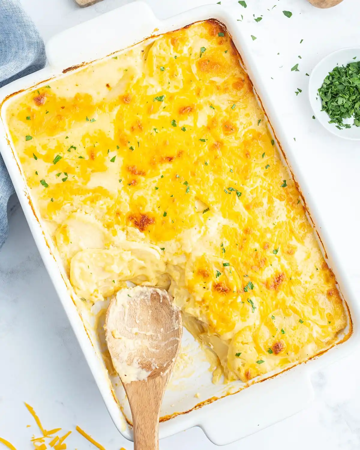 Cheesy Scalloped Potatoes