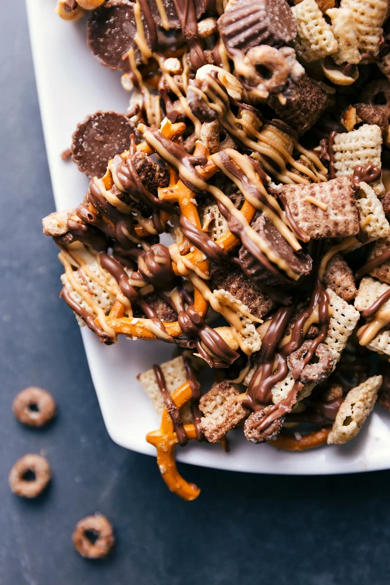Chocolate Pretzel Crunch Mix