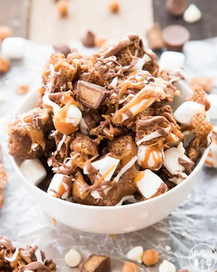 Chocolate Toffee Nut Mix