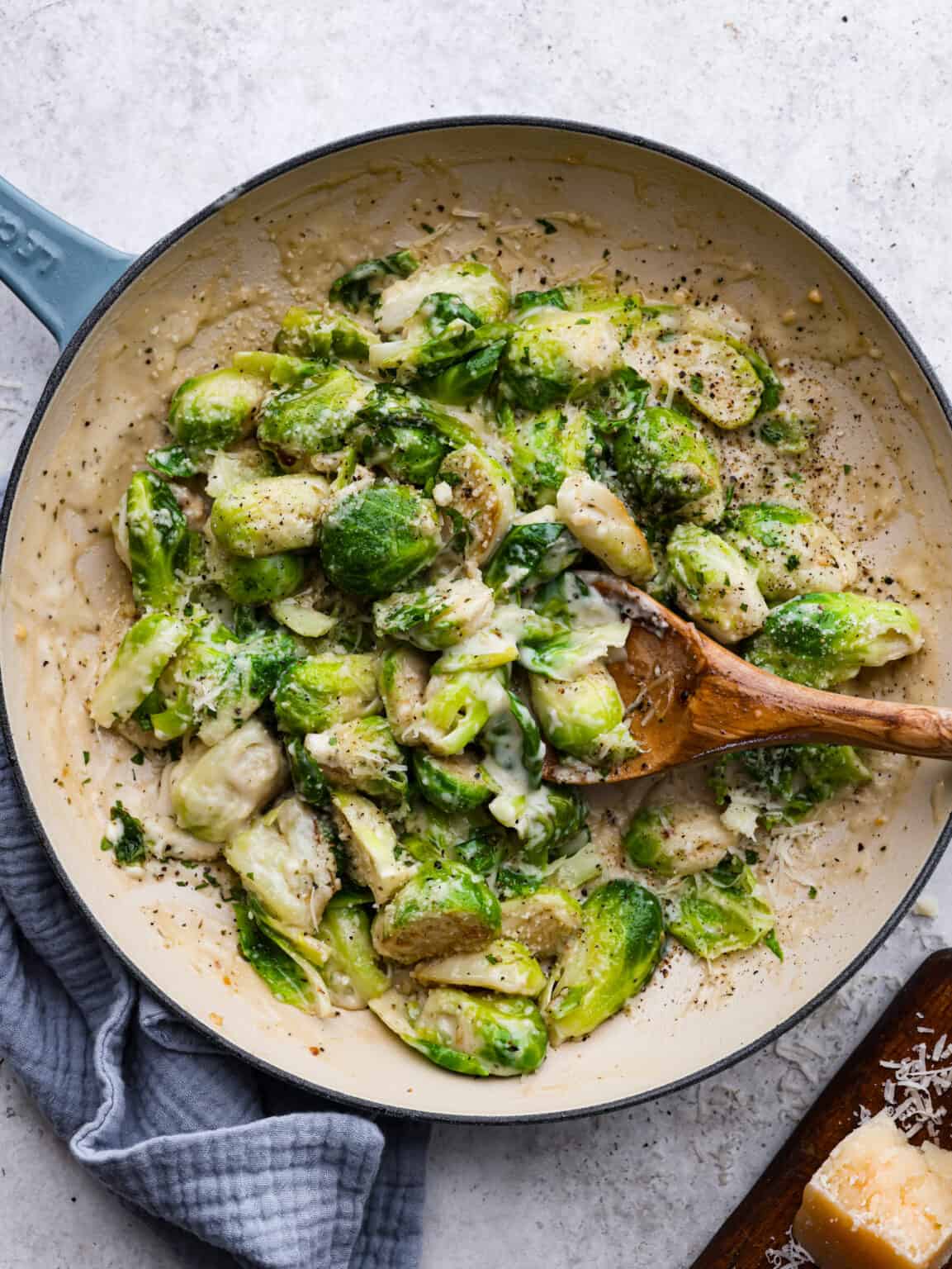 Creamy Garlic Parmesan Brussels Sprouts
