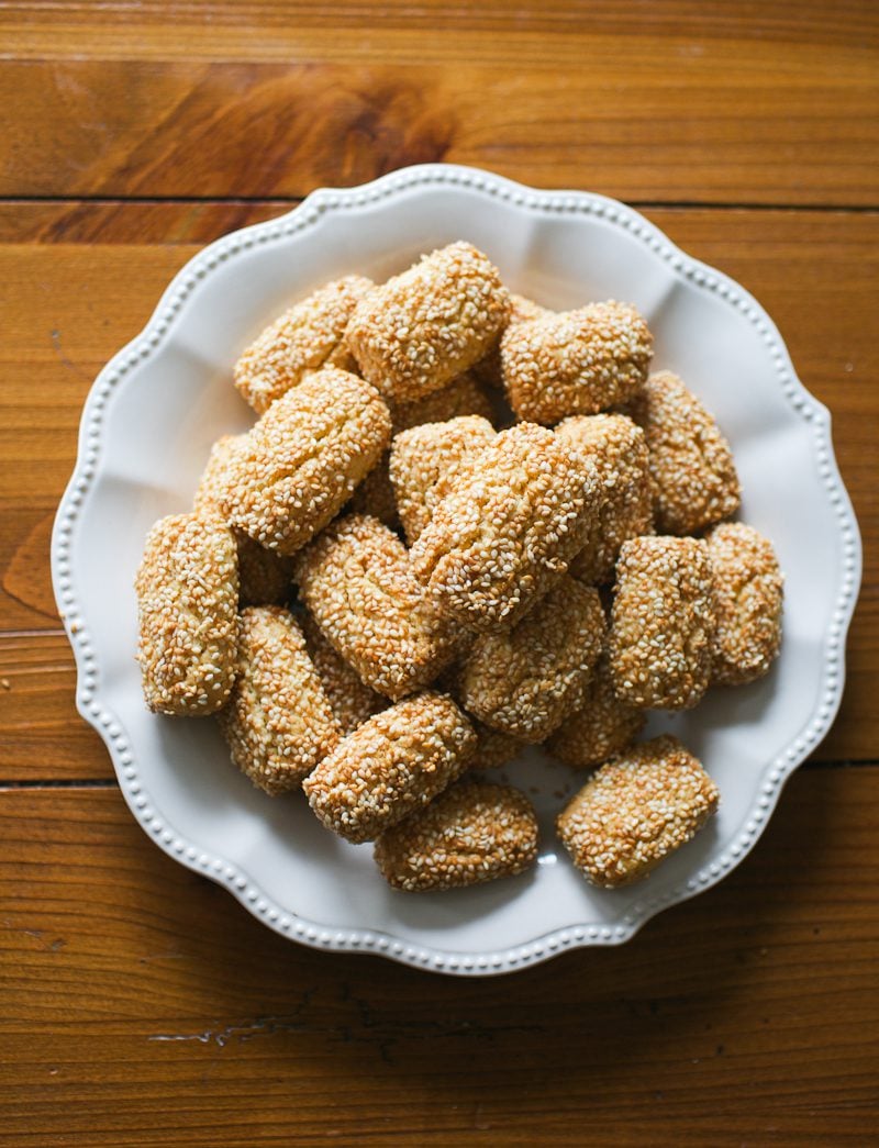 Italian Sesame Seed Cookies (Reginelle)