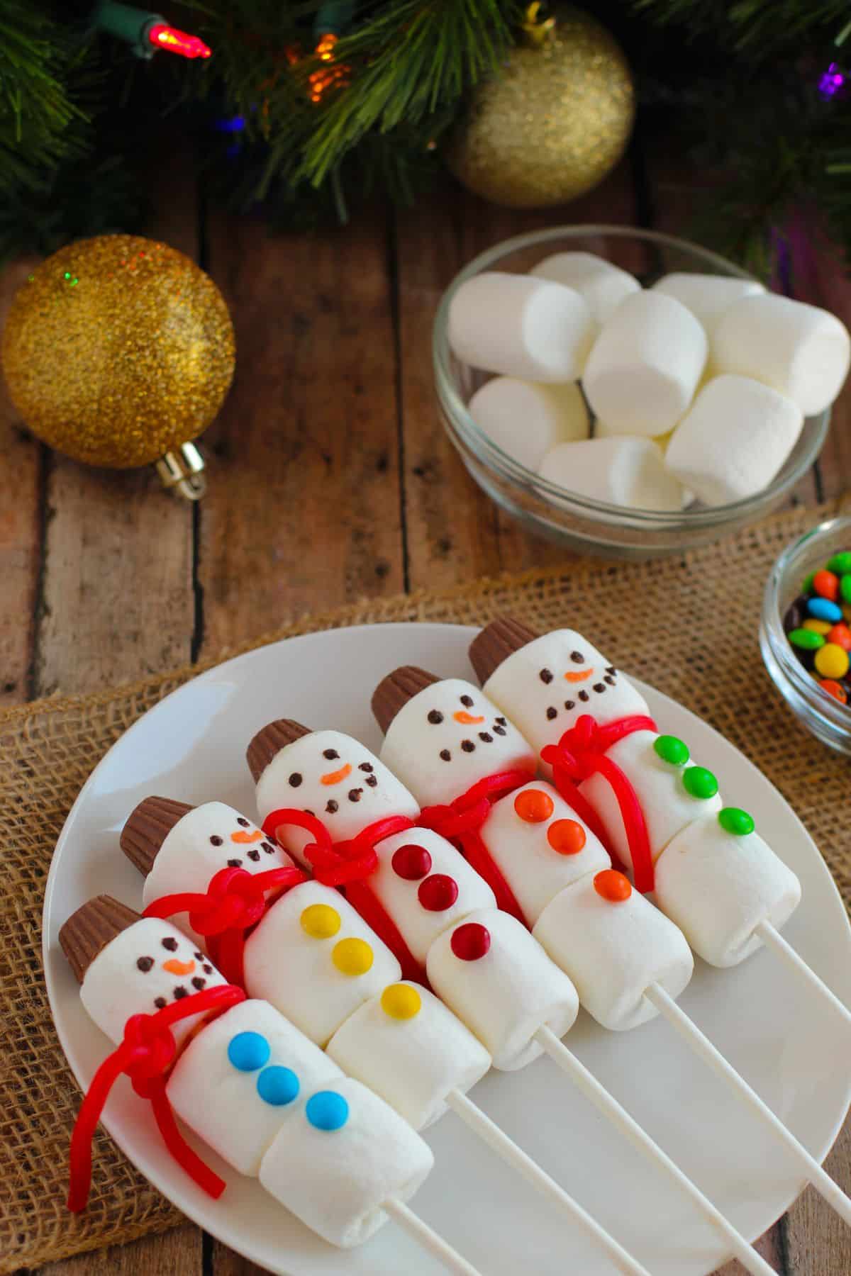 Marshmallow Snowmen Pops
