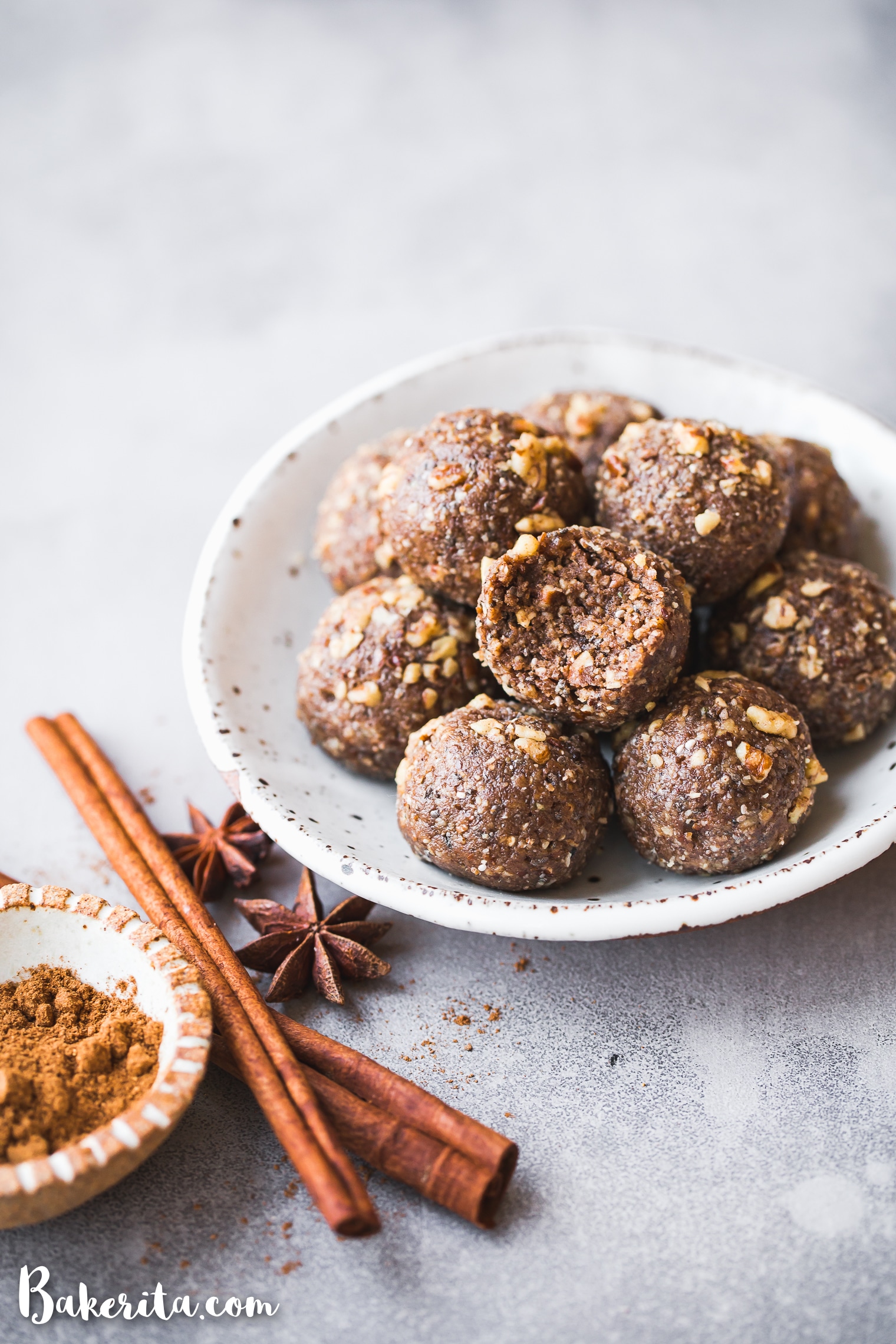 Pumpkin Spice Energy Bites