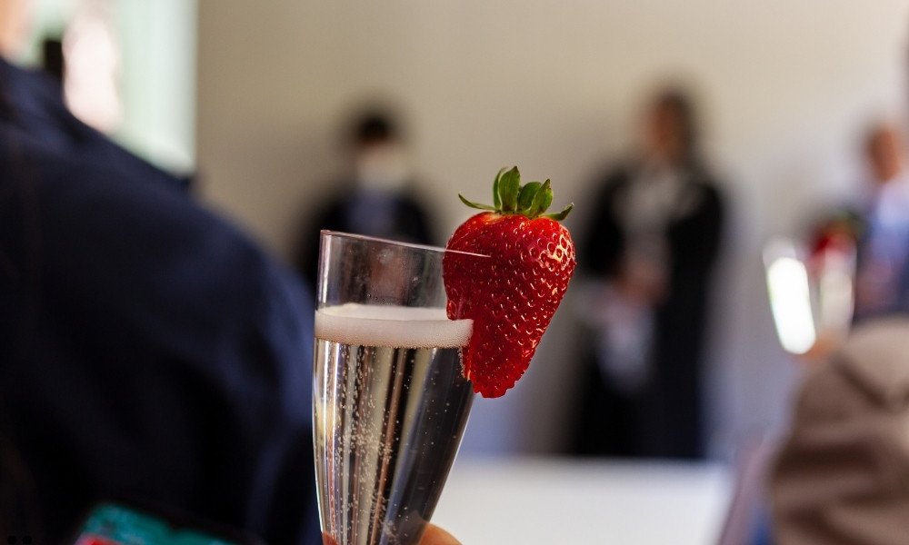 Strawberry Prosecco Smash