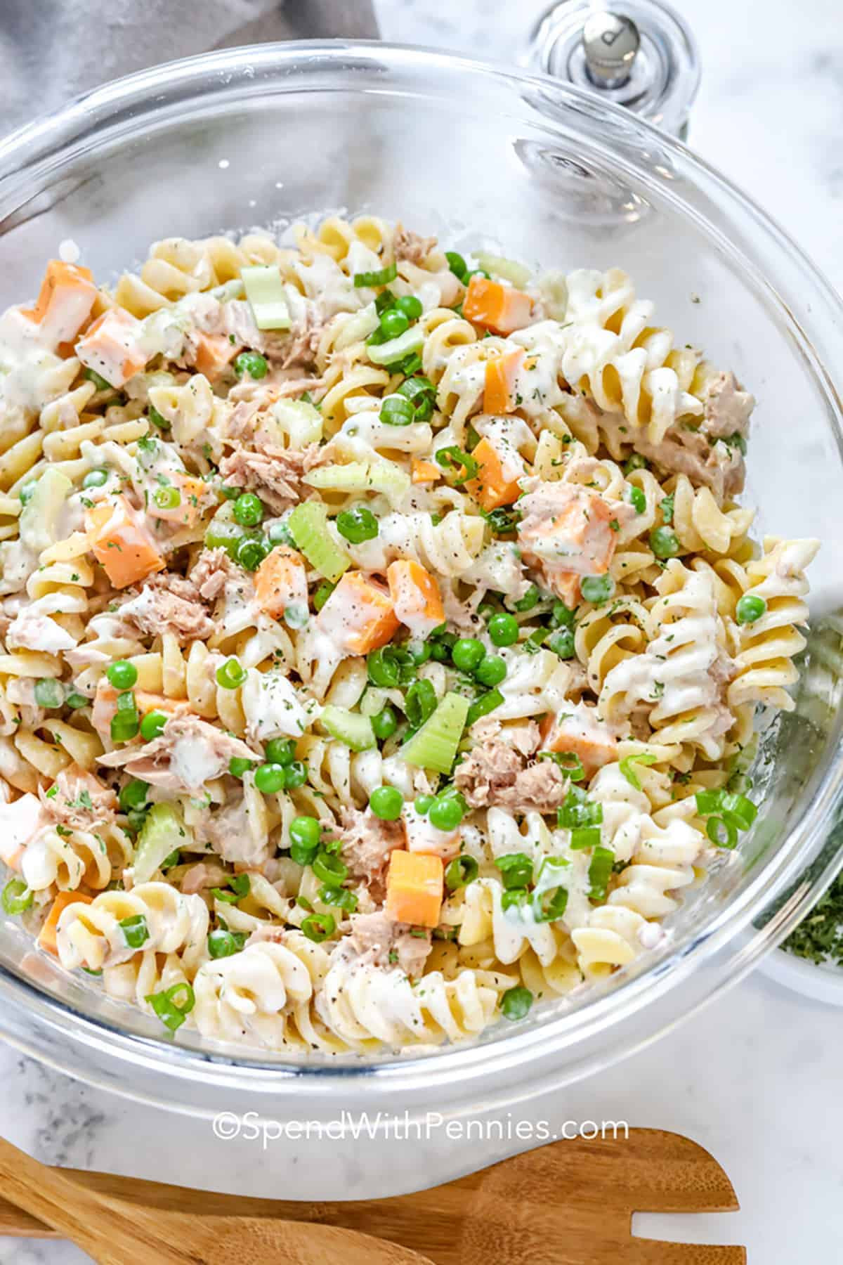 Classic Creamy Tuna Pasta Salad