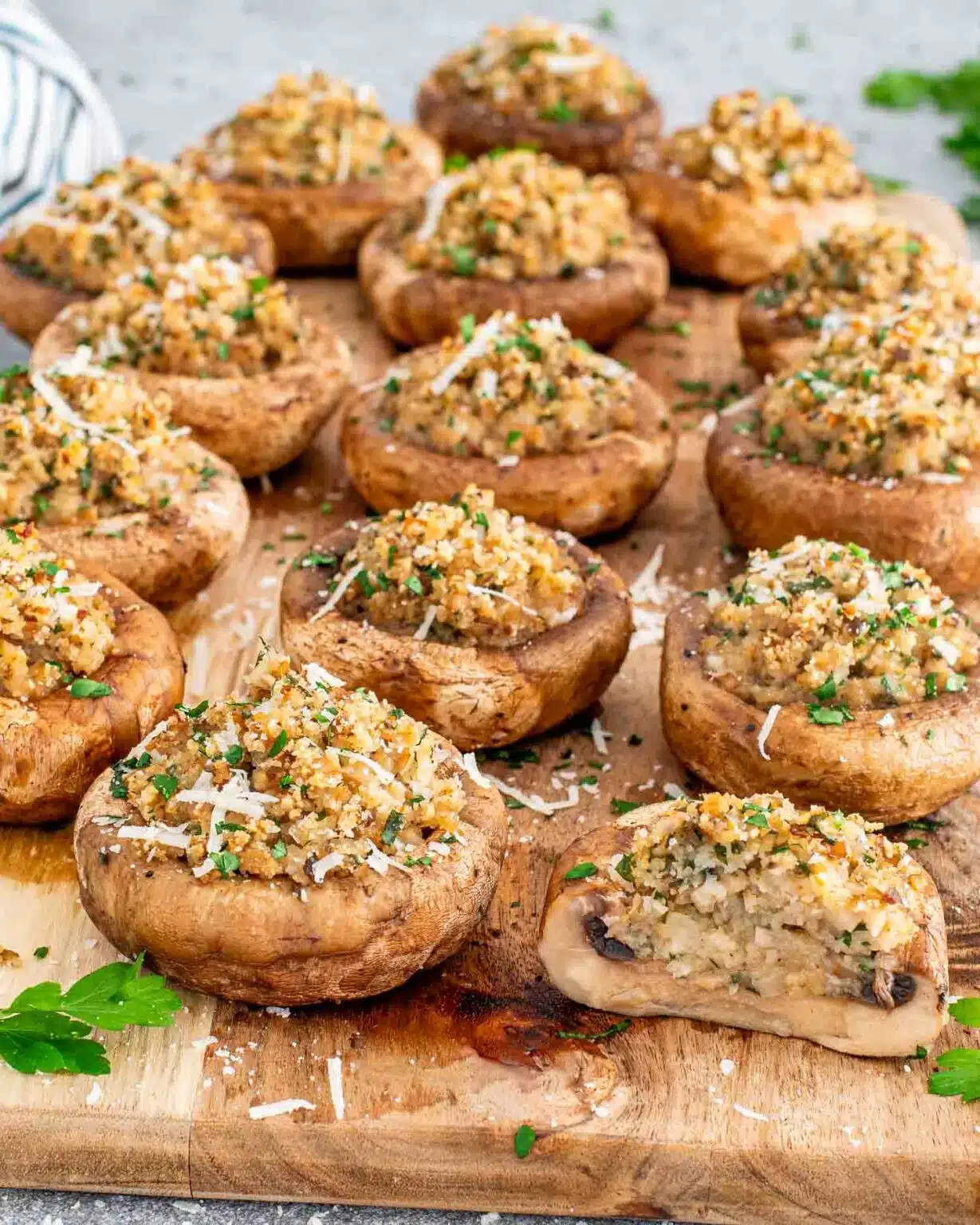 Tomato and Herb Stuffed Mushrooms