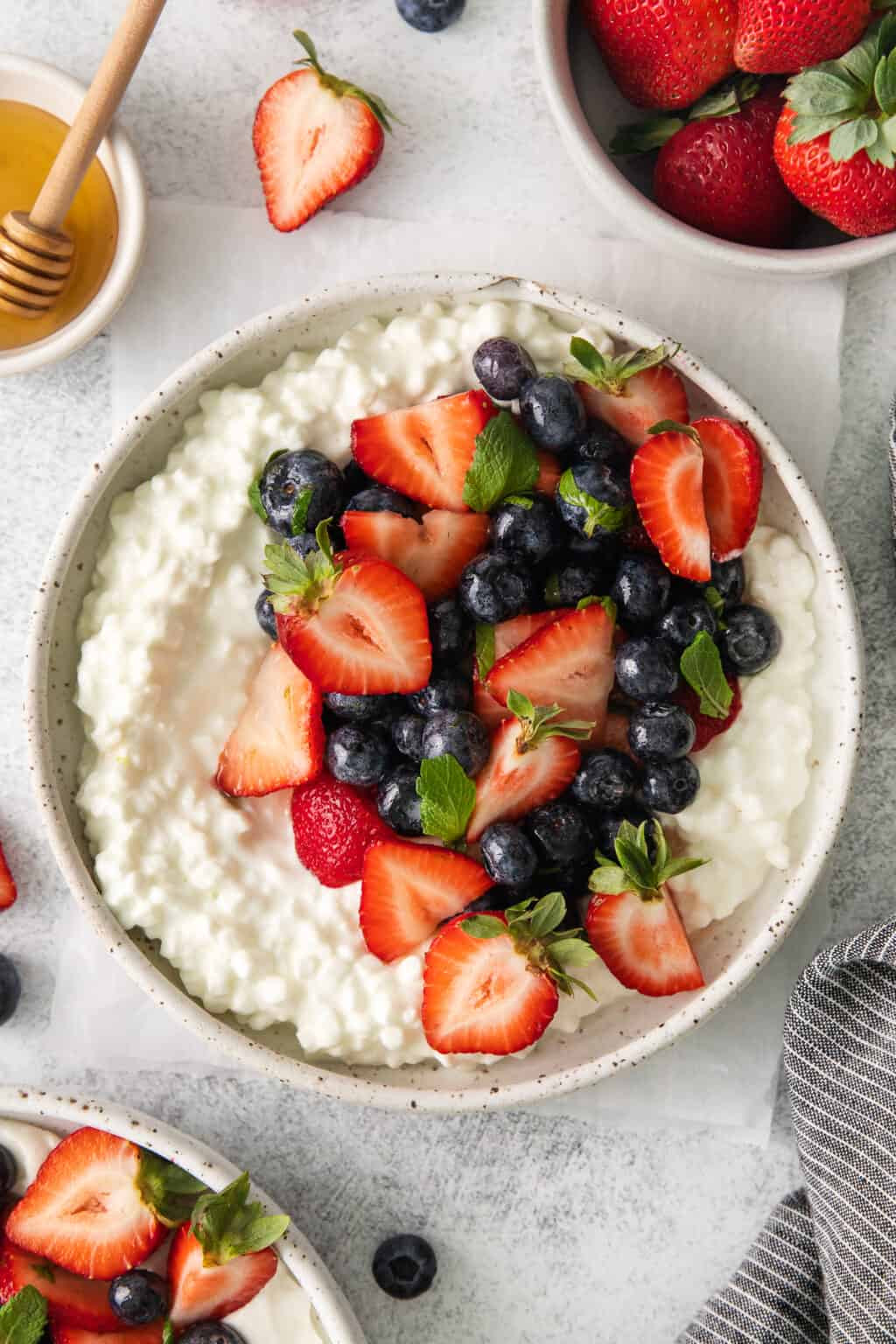 Berry Melody Cottage Cheese Salad