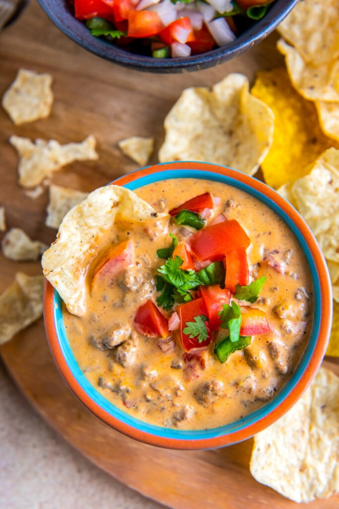 Chili Con Queso with Ground Beef