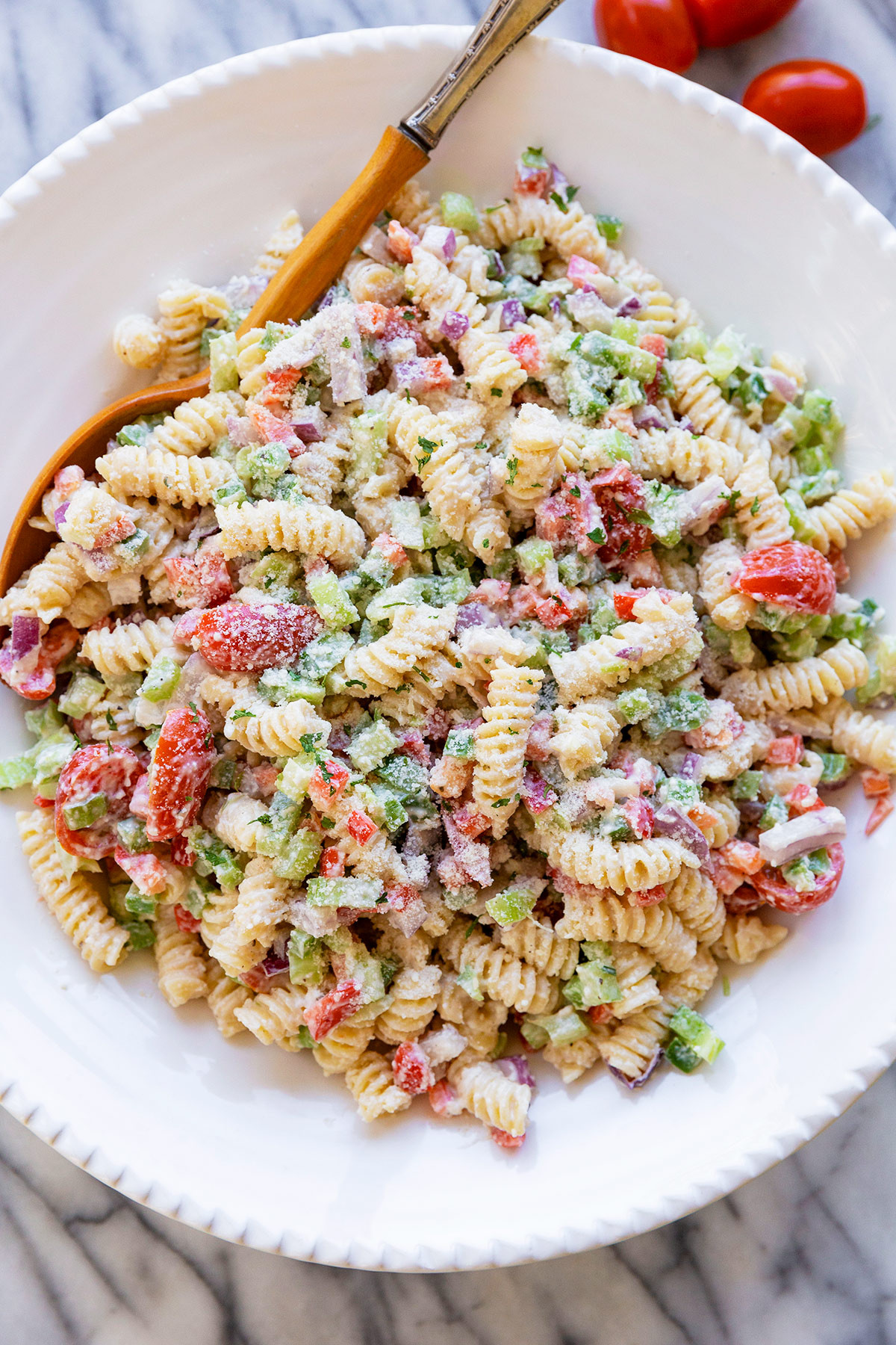 Creamy Garlic Parmesan Pasta Salad
