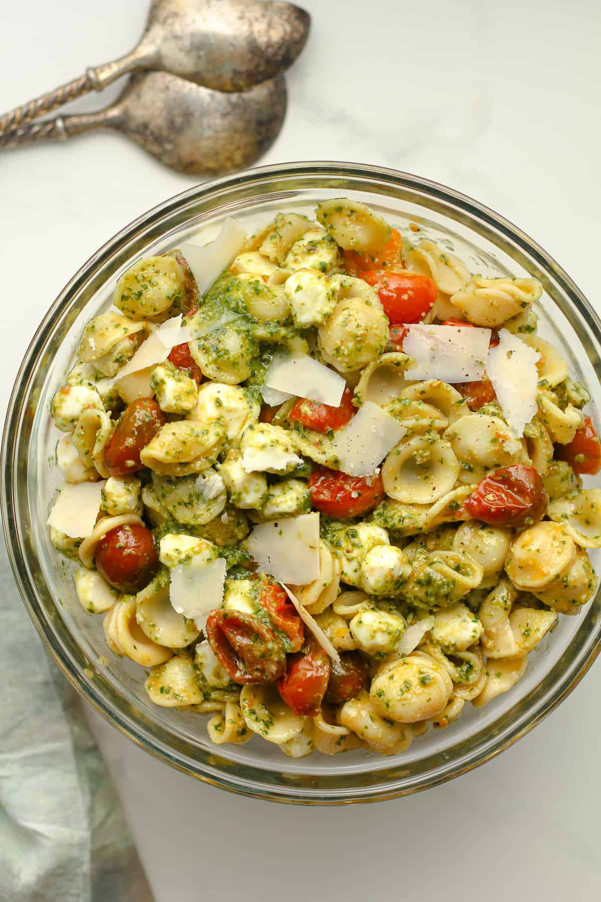 Creamy Pesto Pasta Salad