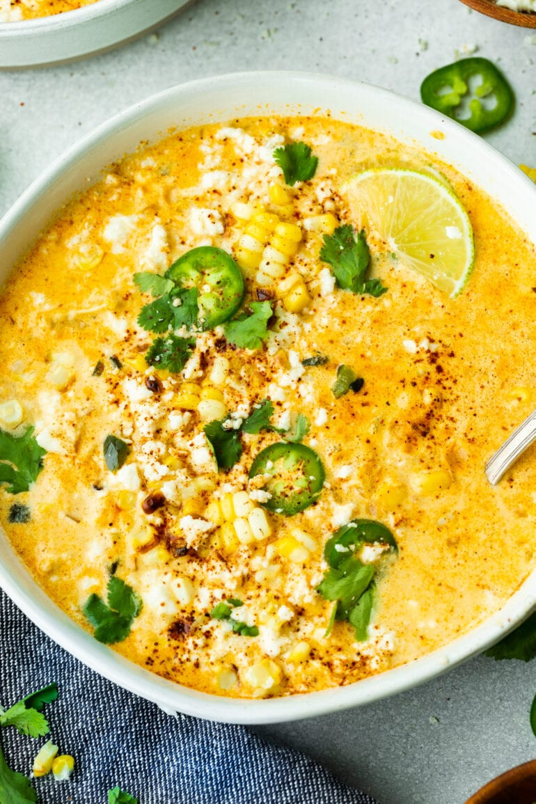 Spicy Mexican Street Corn Soup (Esquites Soup)