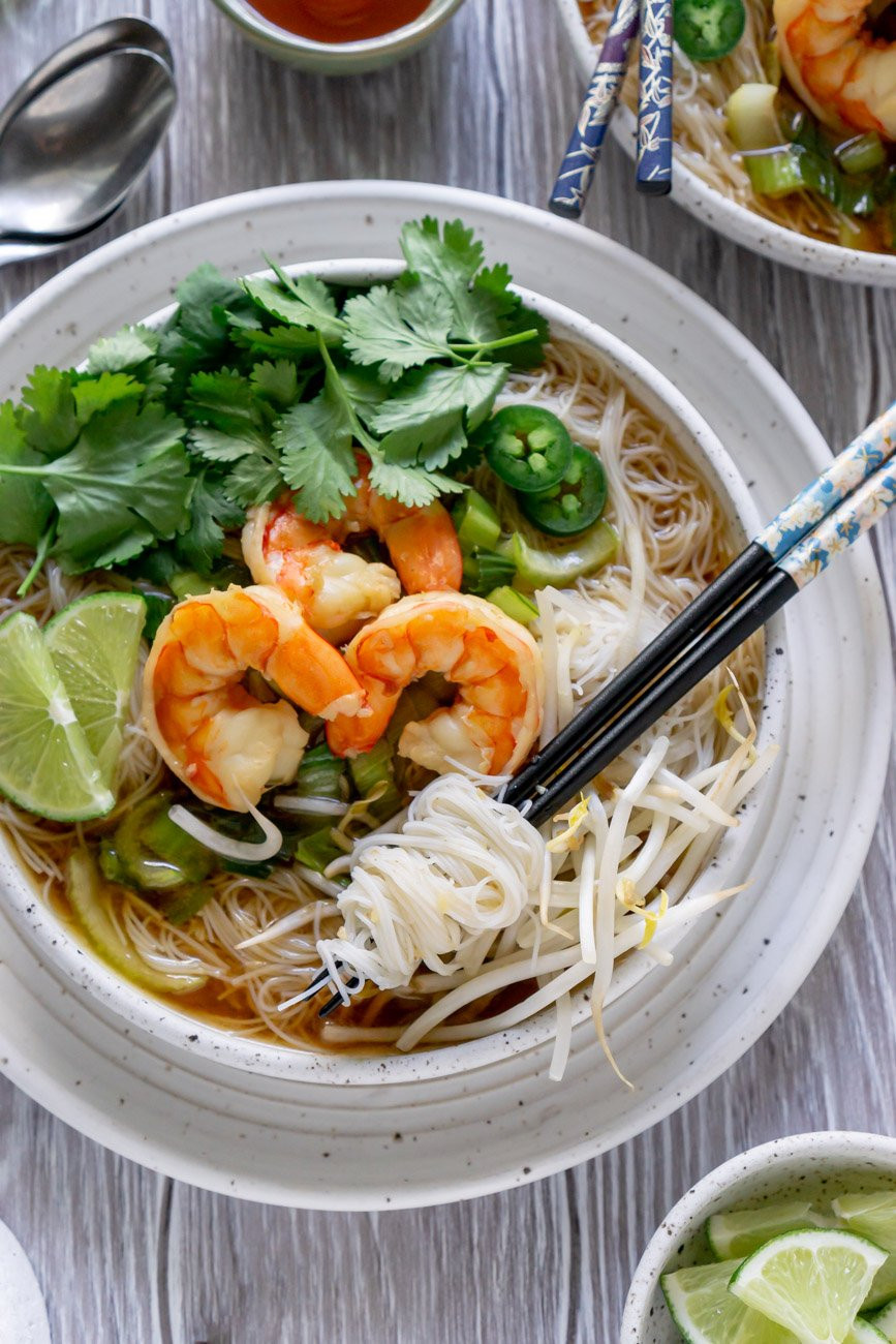 Vietnamese Shrimp Pho (Pho Tom)