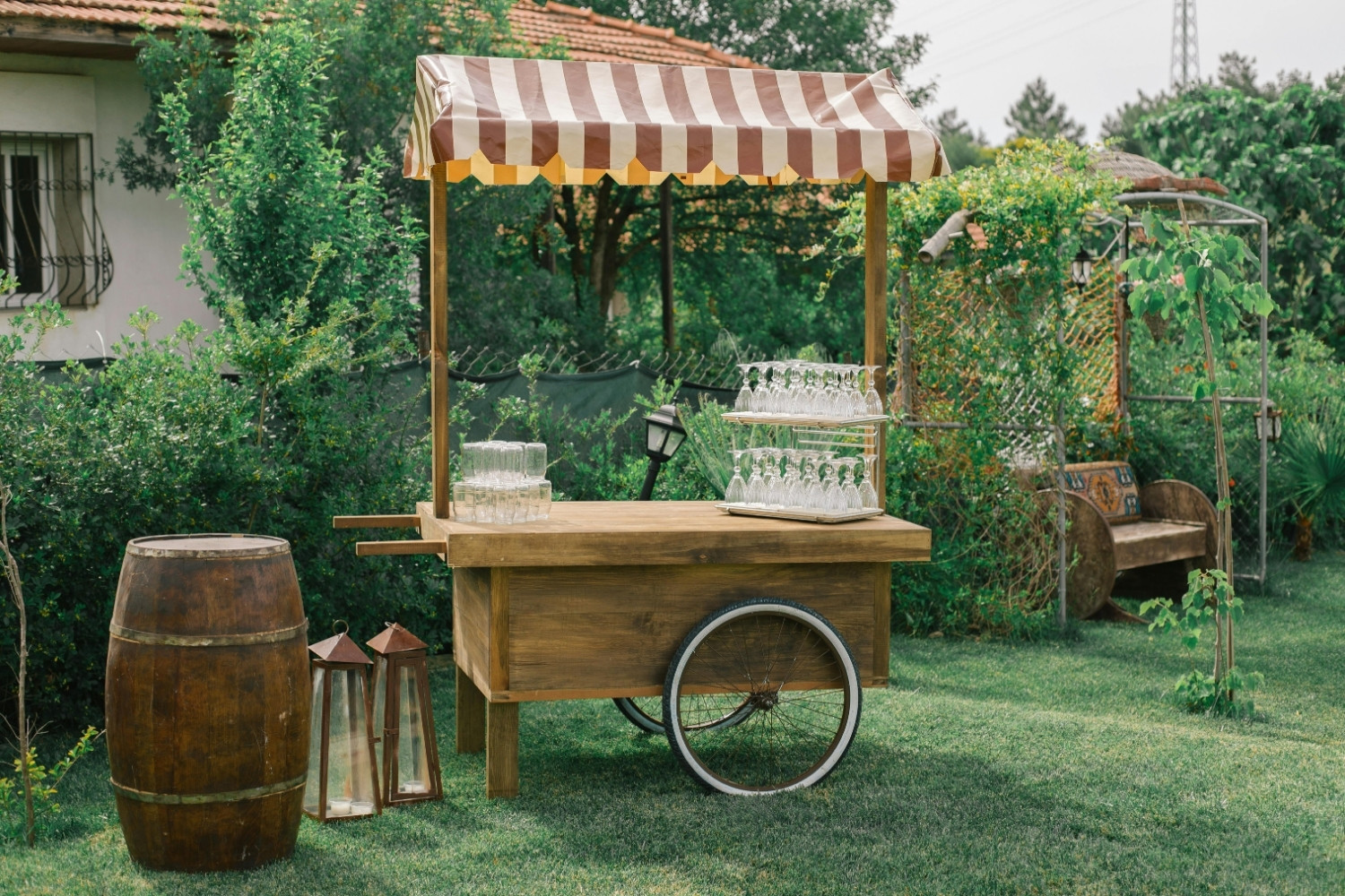 Garden Bar Ideas