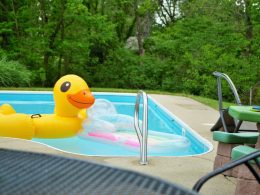 Inflatable Pool Ideas For Backyards