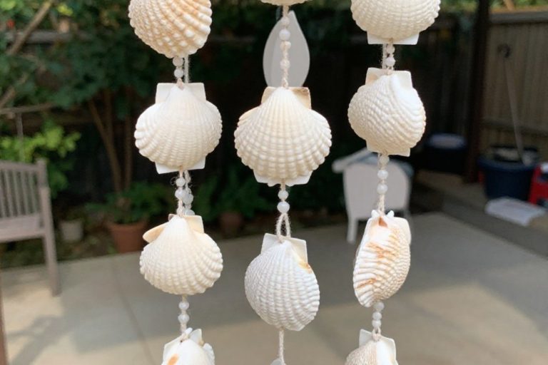 Super Cool Beach Shell Crafts You'll Love