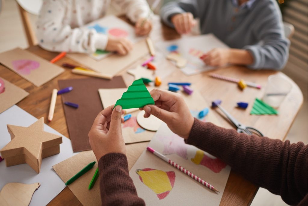 Creative End of Summer Crafts Kids Will Love