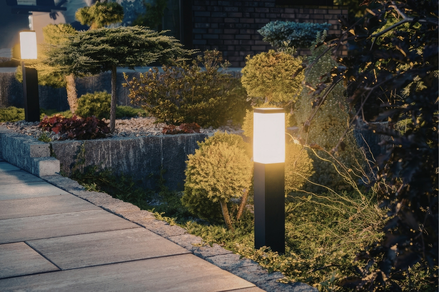 Creative Side Yard Pathway Ideas for Your Home