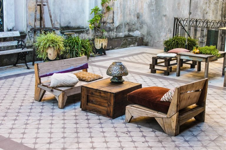 Stylish Vintage Patio Ideas