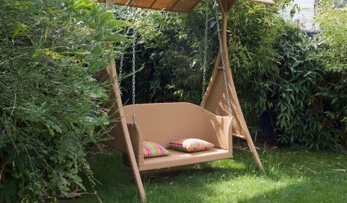 Super Cozy Backyard Swing Ideas To Copy