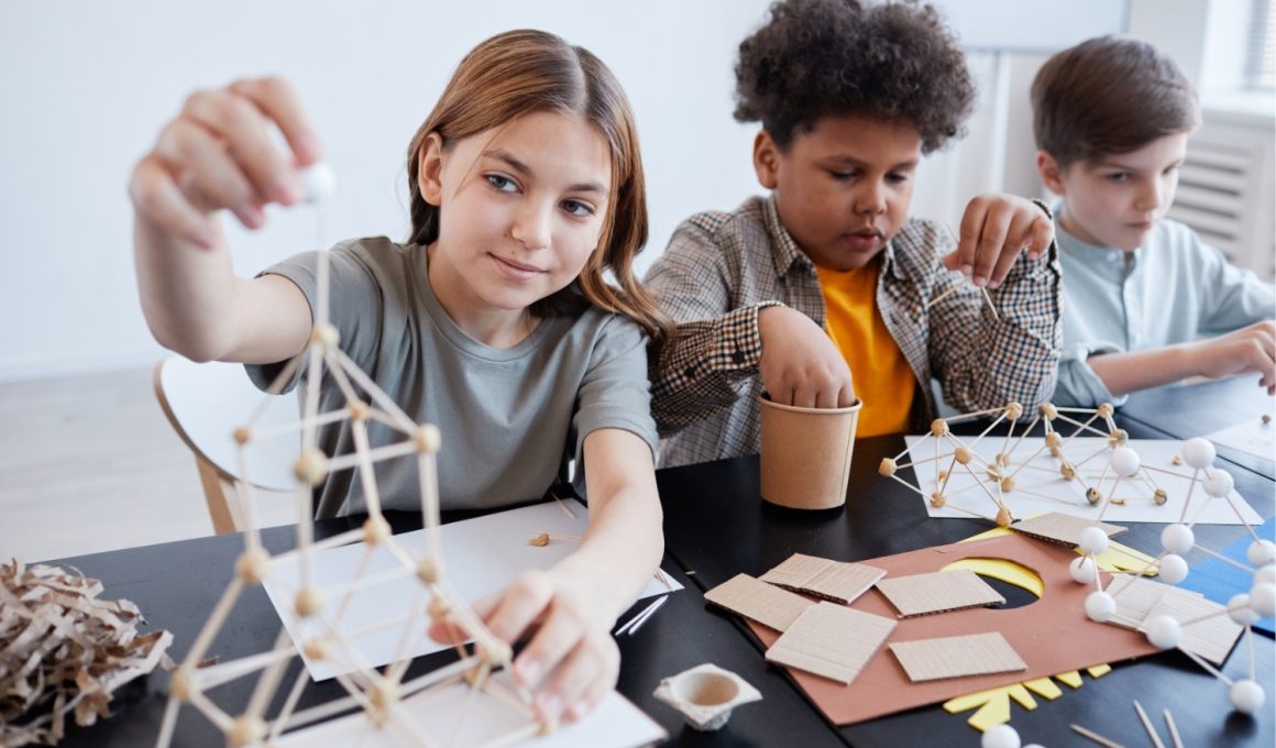 Useful Summer Crafts for Teens to Make This Year