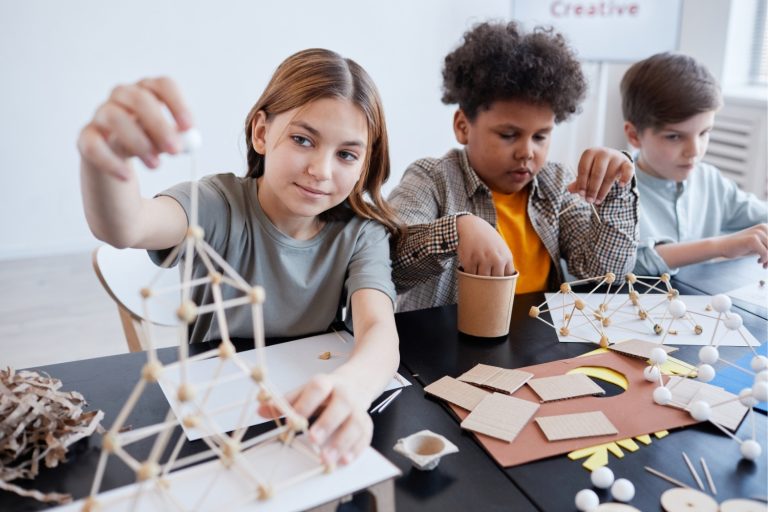 Useful Summer Crafts for Teens to Make This Year