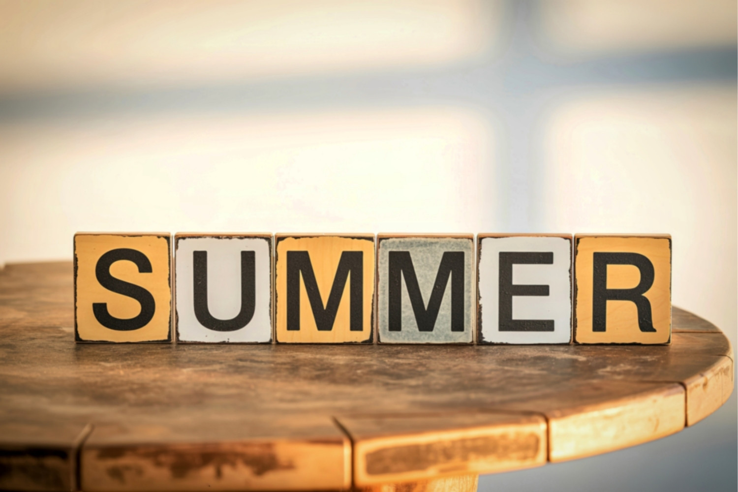 Wooden Summer Sign Ideas to Make and Display at Home