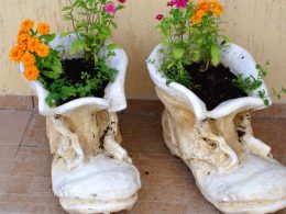 DIY Garden Cement Crafts That Are Useful