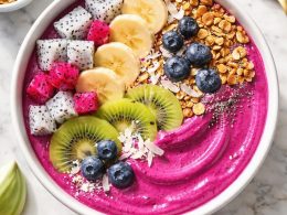 Dragon Fruit Smoothie Bowl