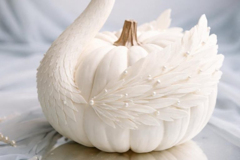 Creative White Pumpkin Decorating Ideas
